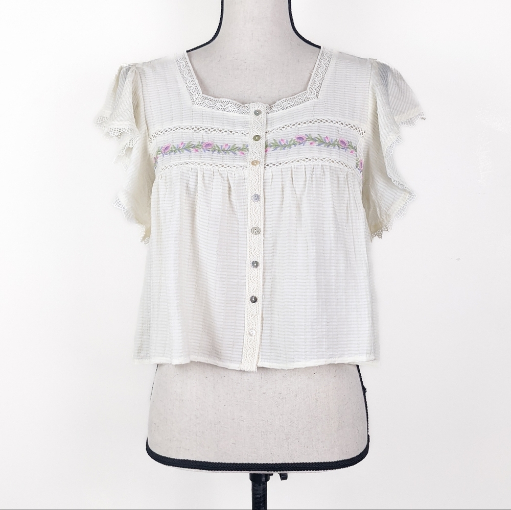 💜 NWT Blu Pepper Embroidered Cream Blouse, Size Large